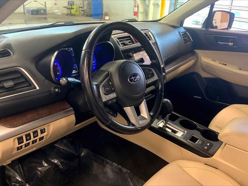 Used 2016 Subaru Outback 2.5i Limited image 19