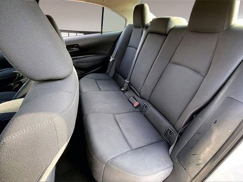 Used 2023 Toyota Corolla LE image 21