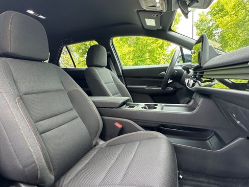 Used 2024 Honda Prologue EX image 27