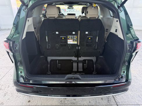 Used 2023 Toyota Sienna Limited w/ Protection Package (TMS) AWD/4WD image 10