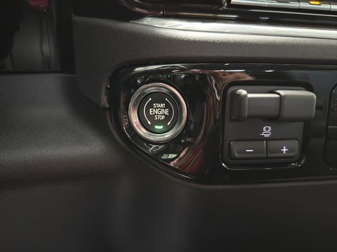 New 2026 Chevrolet Silverado 1500 LT image 15