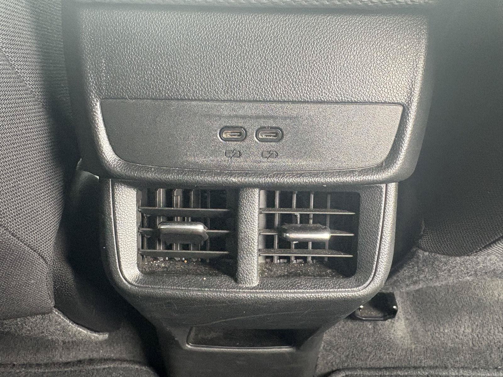 Used 2025 Chevrolet Equinox LT AWD/4WD image 26