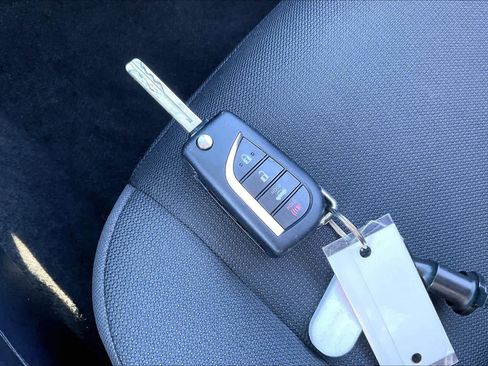 Used 2024 Toyota Corolla LE image 13