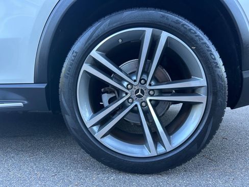 Used 2020 Mercedes-Benz GLE 350 4MATIC w/ Premium Package image 45
