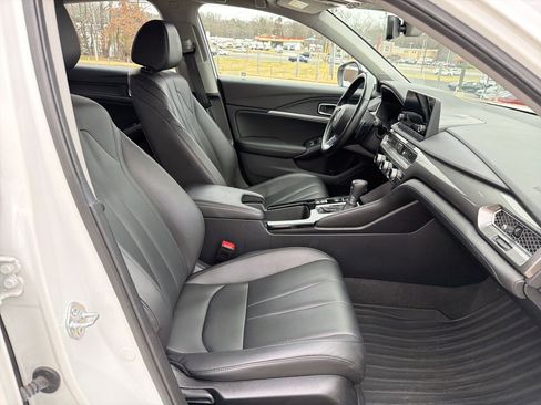 Certified 2024 Acura Integra image 33