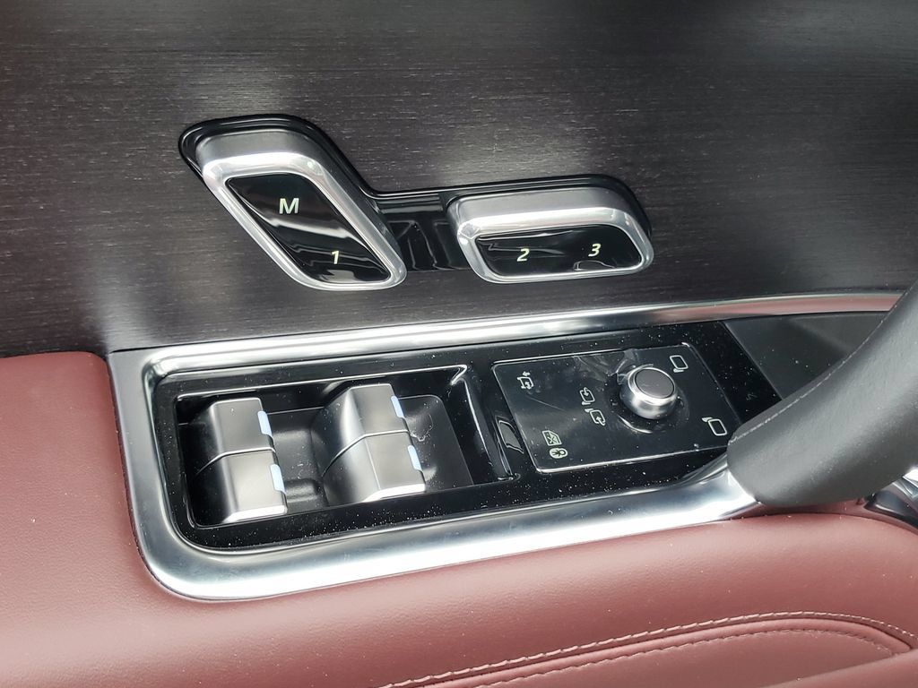 New 2026 Land Rover Range Rover SE AWD/4WD image 9