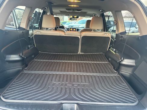 Used 2017 Honda Pilot Touring image 24