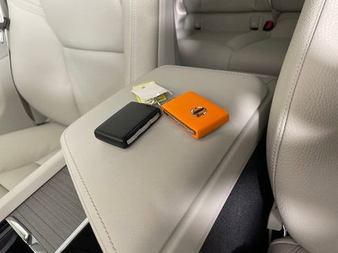 Certified 2024 Volvo XC60 T8 Plus w/ Protection Package image 30