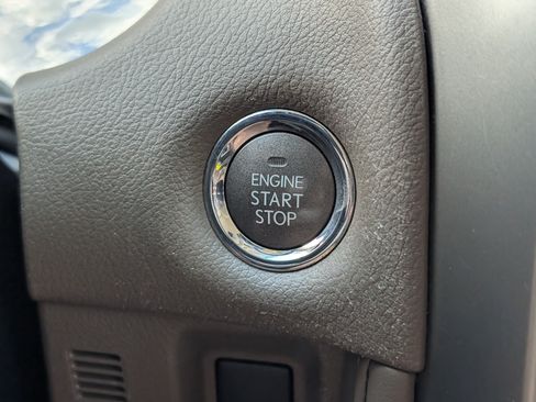 Used 2015 Lexus GX 460 w/ Premium Package AWD/4WD image 18