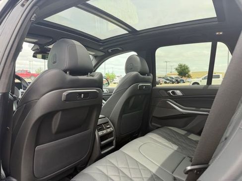 Used 2024 BMW X5 sDrive40i w/ M Sport Package RWD image 21