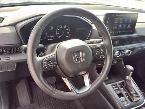 Certified 2025 Honda CR-V Sport-L image 18
