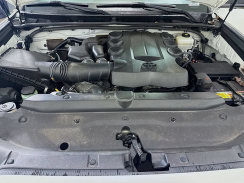 Certified 2019 Toyota 4Runner Limited AWD/4WD image 34