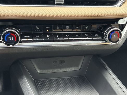 New 2026 Chevrolet Equinox ACTIV image 19