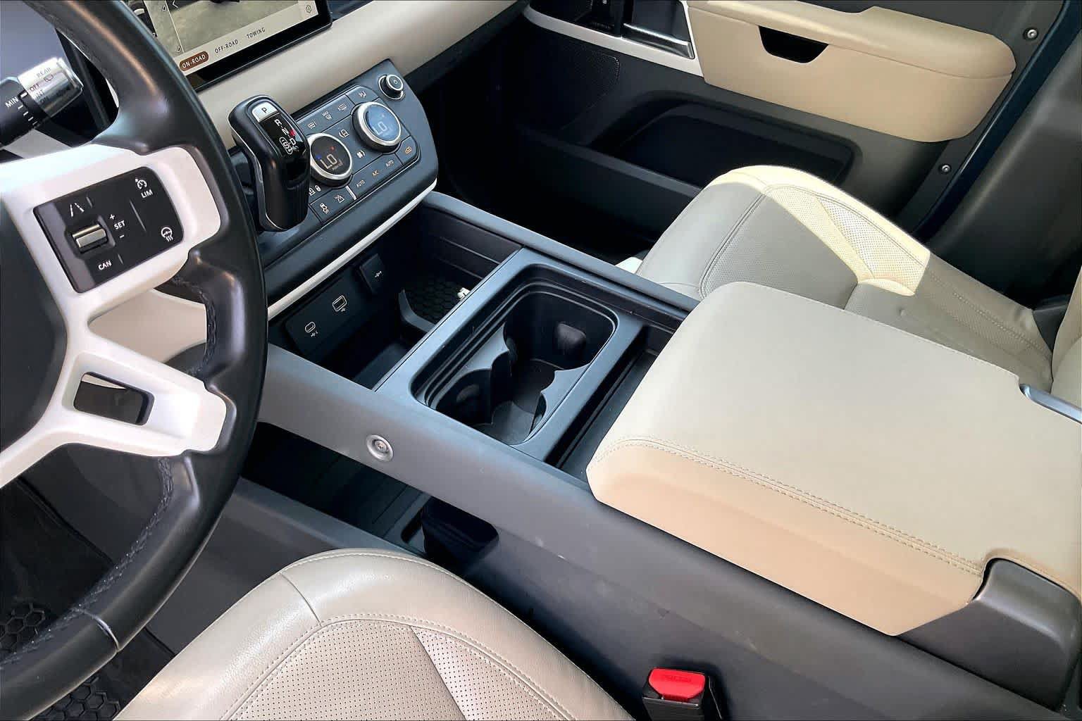 Used 2021 Land Rover Defender 110 SE AWD/4WD image 15