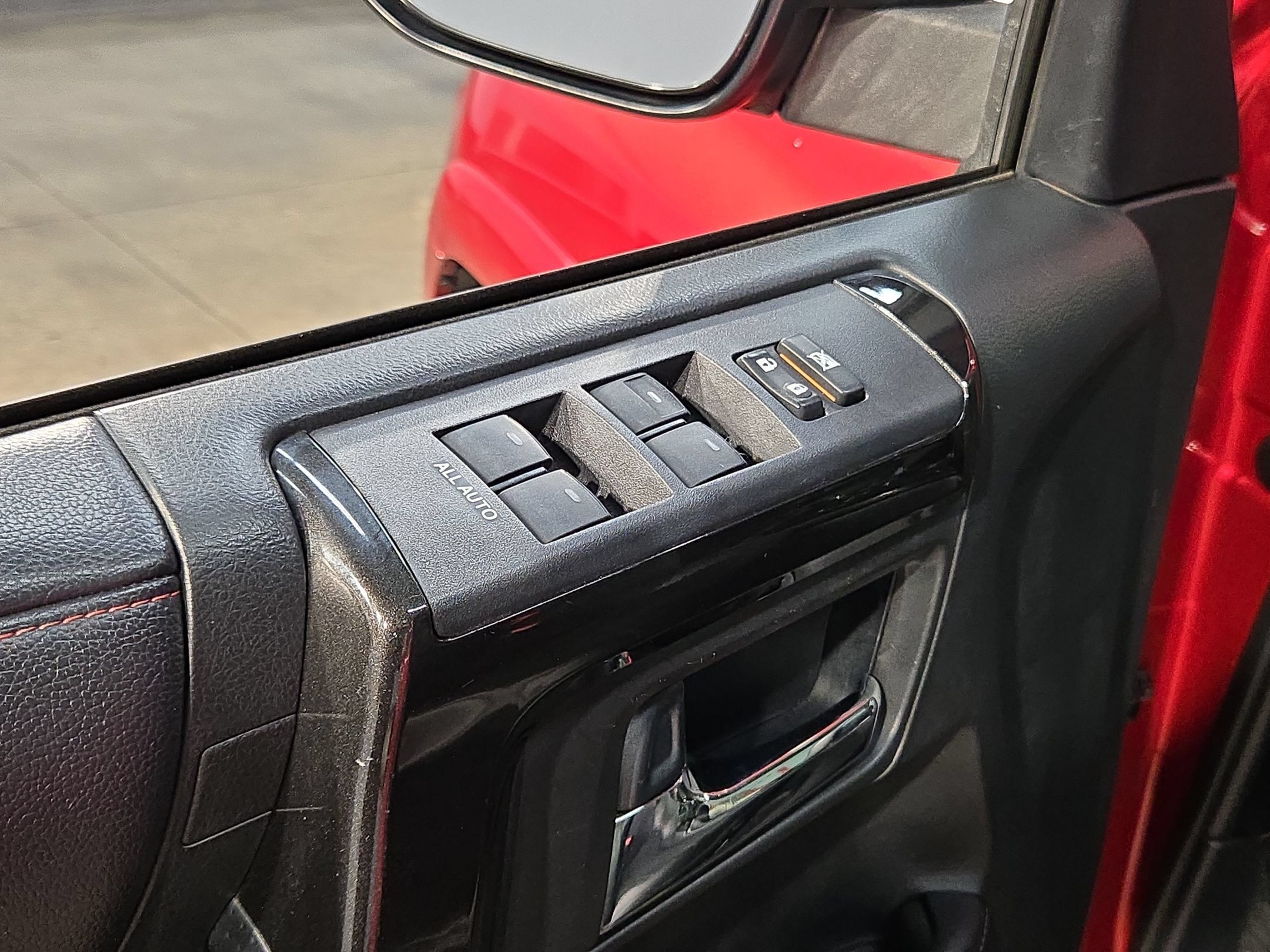 Used 2019 Toyota 4Runner TRD Off-Road Premium AWD/4WD image 21