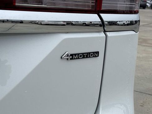 New 2026 Volkswagen Atlas SEL image 4