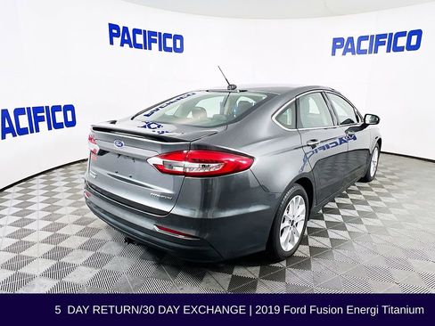 Used 2019 Ford Fusion Energi Titanium image 8