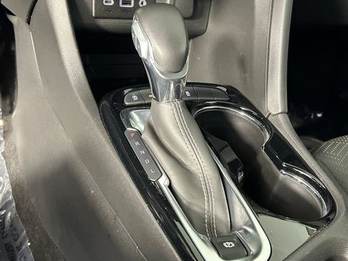 Used 2023 Buick Encore GX Essence w/ Experience Buick Package AWD/4WD image 23