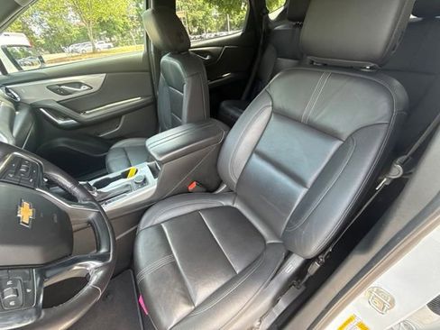 Used 2022 Chevrolet Blazer LT FWD image 24