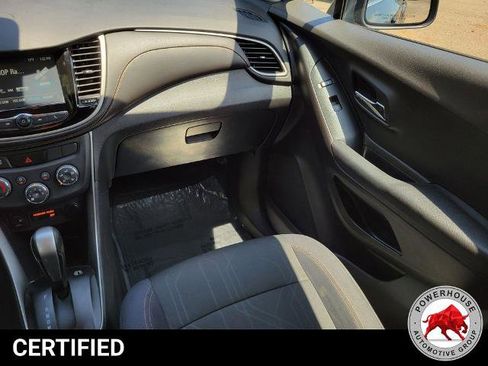 Used 2017 Chevrolet Trax LT FWD image 21