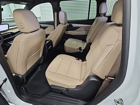 New 2026 Buick Enclave Preferred w/ Power Package image 30