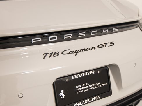 Used 2024 Porsche 718 Cayman GTS RWD image 12