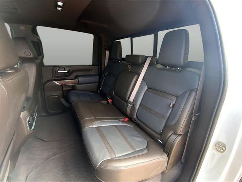 Used 2022 GMC Sierra 2500 Denali w/ Denali Ultimate Package AWD/4WD image 21