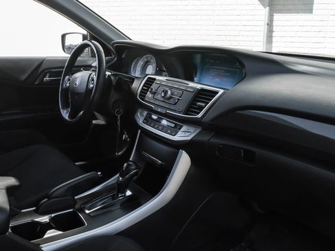 Used 2015 Honda Accord Sport image 20