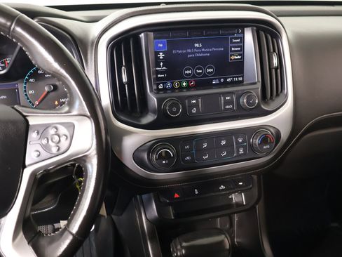 Used 2019 GMC Canyon SLE w/ Elevation Edition image 5