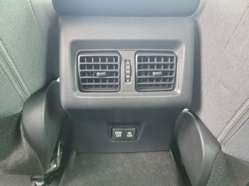 Used 2025 Toyota Camry LE w/ Convenience Package image 11