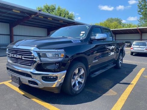 Used 2023 RAM 1500 Laramie AWD/4WD image 17