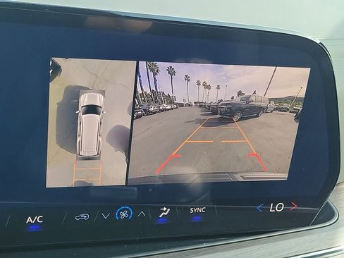 New 2026 Chevrolet Suburban LS image 9