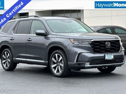 Certified 2025 Honda Pilot Touring