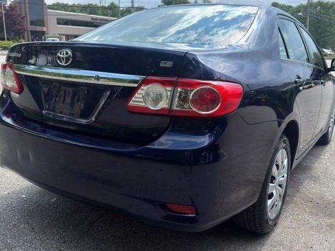 Used 2013 Toyota Corolla LE FWD image 11