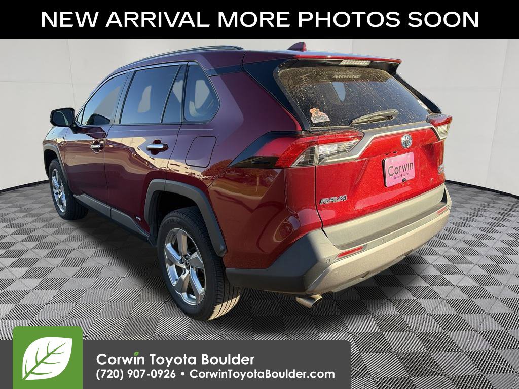 Used 2021 Toyota RAV4 Limited AWD/4WD image 5