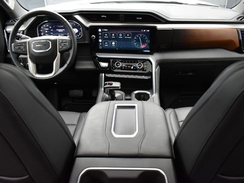 Used 2022 GMC Sierra 1500 Denali w/ Denali Reserve Package image 13