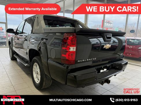 Used 2009 Chevrolet Avalanche LT w/ Suspension Package, Off-Road image 11