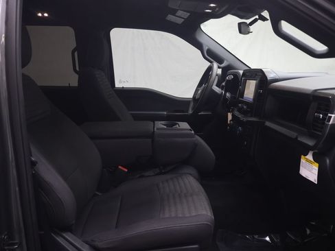 Used 2022 Ford F150 XL w/ STX Appearance Package RWD image 9