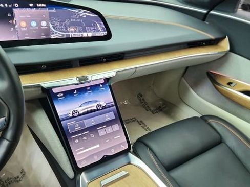 Used 2023 Lucid Air Touring AWD/4WD image 42