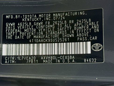 Used 2025 Toyota Camry SE w/ Convenience Package FWD image 46