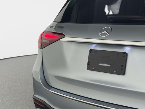 Used 2026 Mercedes-Benz GLE 450 4MATIC w/ Driver Assistance Package image 16