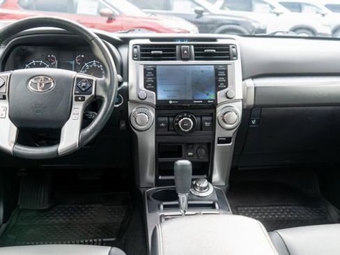 Used 2023 Toyota 4Runner SR5 Premium image 16