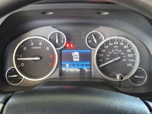 Used 2017 Toyota Tundra SR5 w/ TRD Off Road Package AWD/4WD image 10