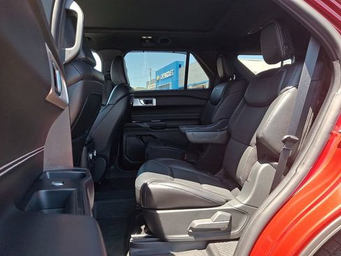 Used 2020 Ford Explorer ST w/ Premium Technology Package AWD/4WD image 10