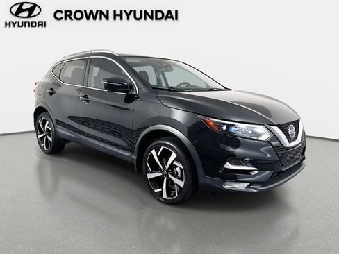 Certified 2022 Nissan Rogue Sport SL w/ Premium Package image 4