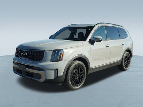 Used 2023 Kia Telluride EX X-Line image 3