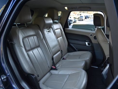 Used 2019 Land Rover Range Rover Sport HSE image 29