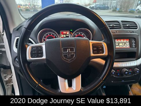 Used 2020 Dodge Journey SE w/ SE Popular Equipment Group image 10