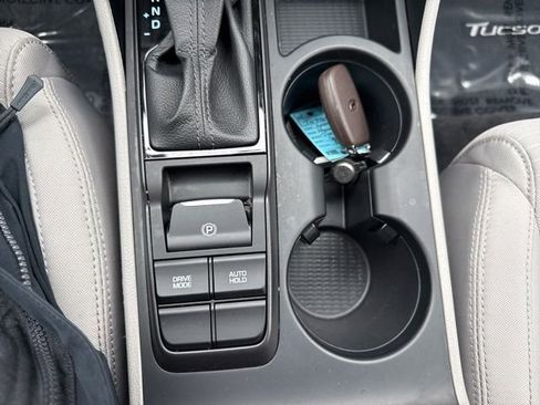 Used 2020 Hyundai Tucson SEL w/ Cargo Package image 28