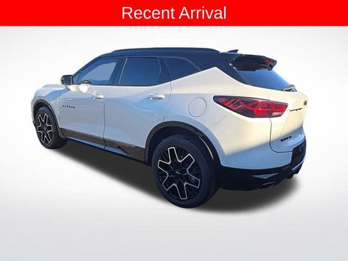 Used 2023 Chevrolet Blazer RS w/ Driver Confidence II Package AWD/4WD image 2